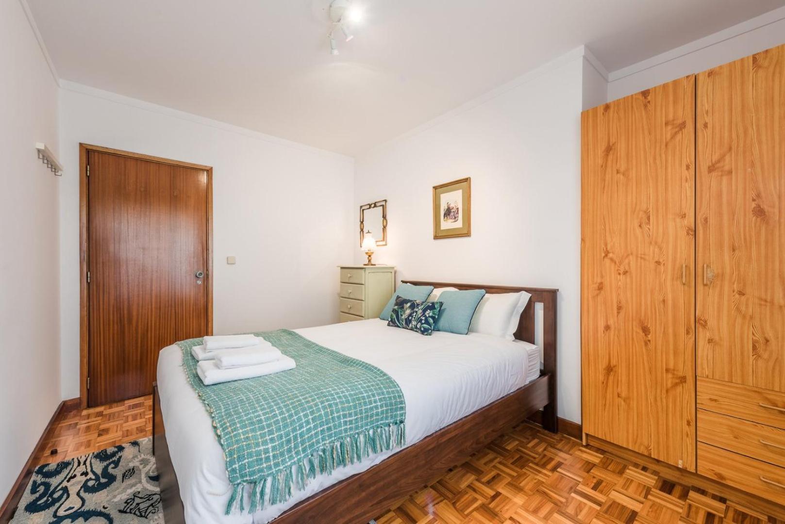 Апартаменты Guestready - Eclectic Haven In The Heart Of Порту Экстерьер фото